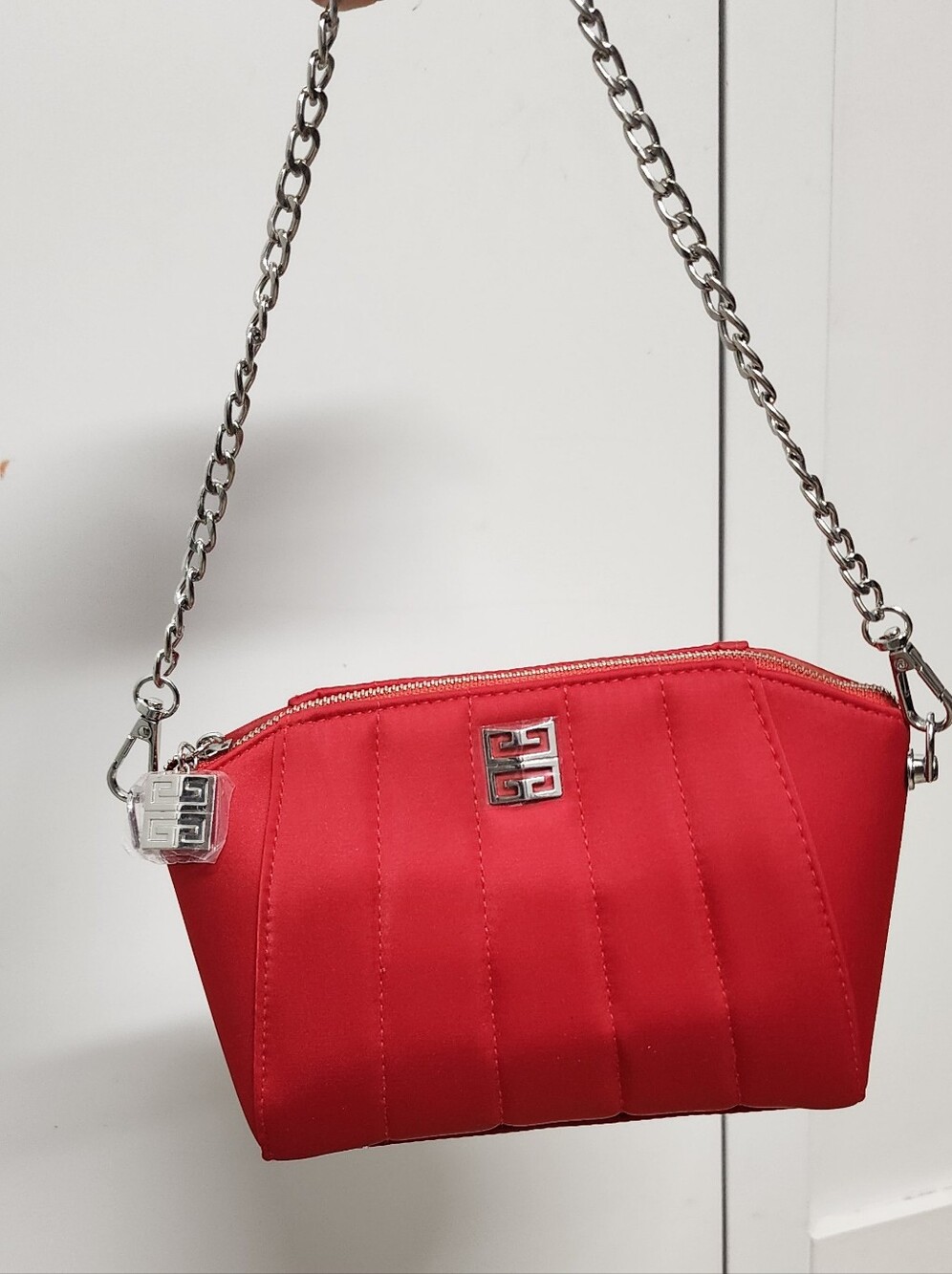 Givenchy Iconic Red Clutch Satin, Quilted-Look Bag With Silver Chain Strap - Picture 5 of 6